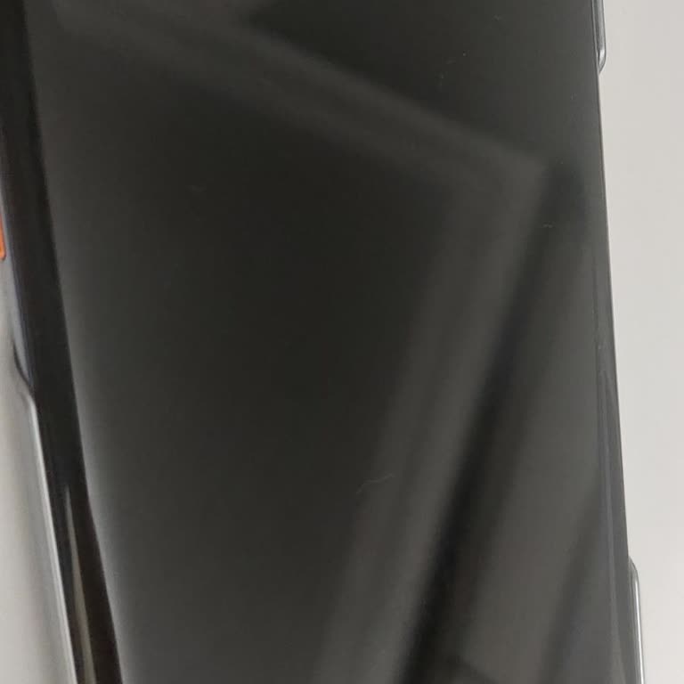 Ekran Koruyucu Kısa Sürede Kaydı Bayi Garanti Vermedi