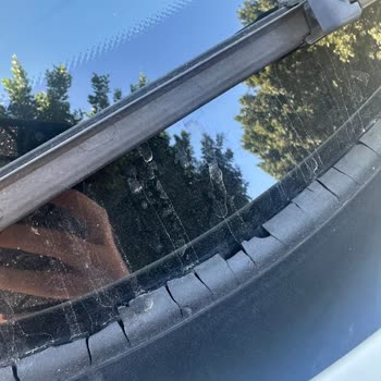 BMW 1 Serisi Ön Cam Fitili Kronik Sorunu Ve Yetersiz Garanti Desteği