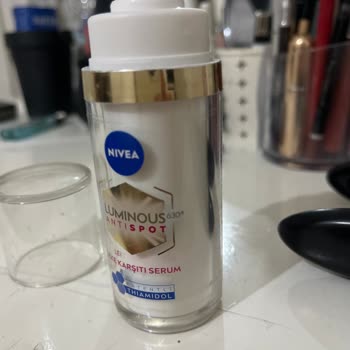 Nivea Luminous Serumun Pompası Kısa Sürede Bozuldu Kullanamıyorum