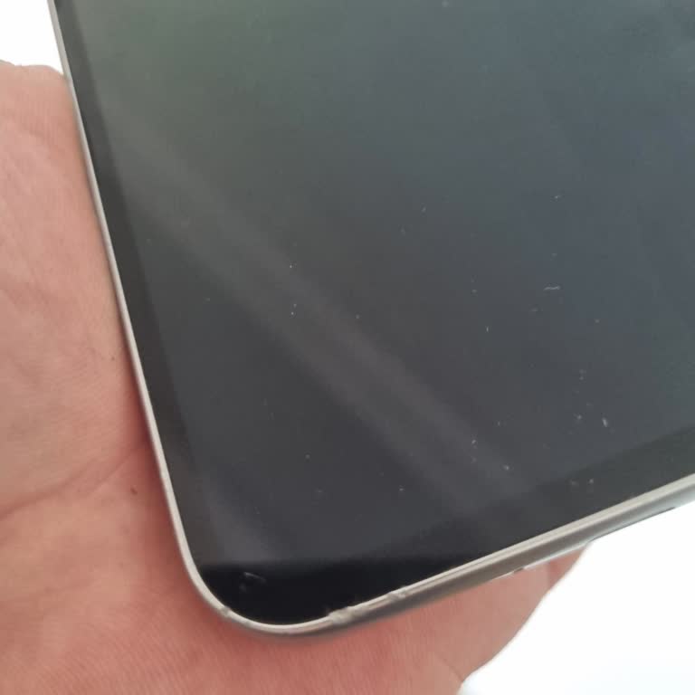 Garanti Kapsamında Ekran Arızası Onarılmıyor