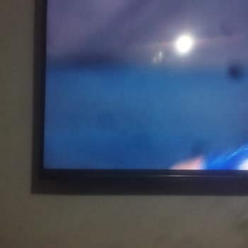 Televizyonumda Su Lekesi Benzeri Ekran Sorunu Aylardır Çözülmedi