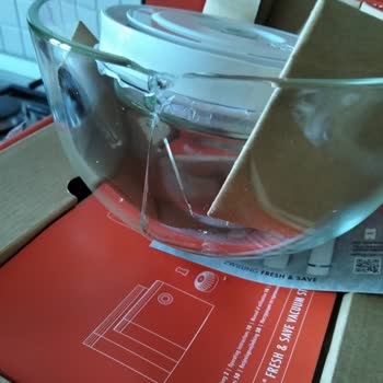 Zwilling Kırık Gelen Ürünler Ve İlgisiz Müşteri Hizmeti Nedeniyle Mağduriyet