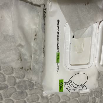 Islak Mendillerde Küf Şoku: Bebeğimin Sağlığı Tehlikede!