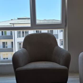 Satın Aldığım Koltuk Takımındaki Kusurlu Berjerler Hâlâ Değiştirilmedi