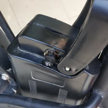 Elektrikli Bisikletin Direksiyon Ve Metal Parçaları Kısa Sürede Kırıldı