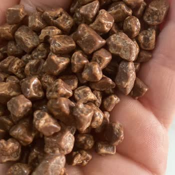 Ambalajı Sağlam Çikolatada Renk Değişikliği Ve Müşteri Hizmetlerinden Yanıtsızlık