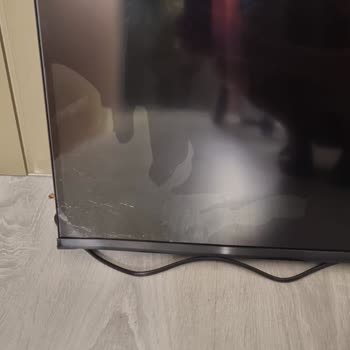 Yetkili Servis Hatası Sonucu Televizyonum Kırıldı, Çözüm Sunulmuyor