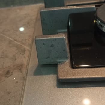 Siemens Ankastre Ocakta İnatçı Lekeler Ve Ücretli Çözüm Mağduriyeti