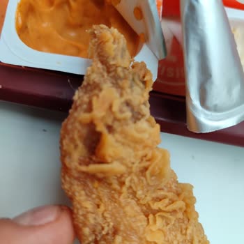 Aldığım Kanatlarda Kıl Çıktı, Hijyen Konusunda Endişeliyim