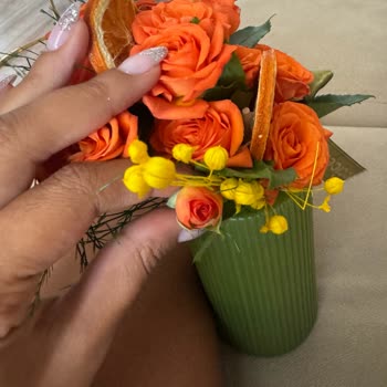 Sipariş Ettiğim Çiçek Görseldeki Gibi Gelmedi Müşteri Hizmetleri Yardımcı Olmadı