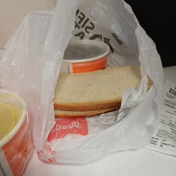 Siparişimde Eksik Ürünler Ve Yarım Çorba Teslimatı Mağduriyet Yaşadım