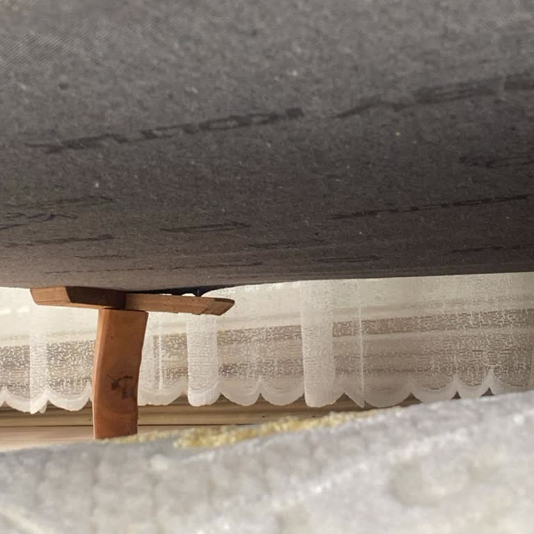 Kısa Sürede Bozulan Mobilyalar Ve İlgisiz Mağaza: Paramın İadesini İstiyorum