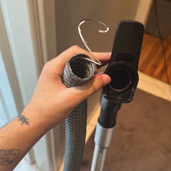 Garanti Kapsamında Süpürge Borusu Kırıldı, Ücret Talep Edildi Ve Kaba Servis Yaklaşımı