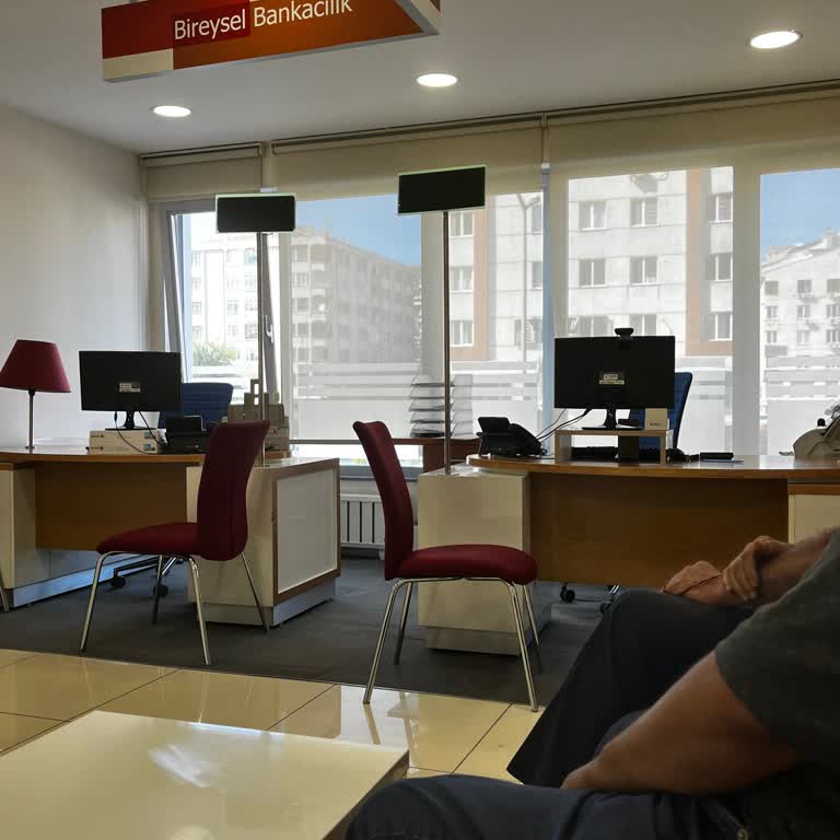 Şubede İlgisizlik Ve Hesap Kapatma Sürecinde Yaşanan Mağduriyet