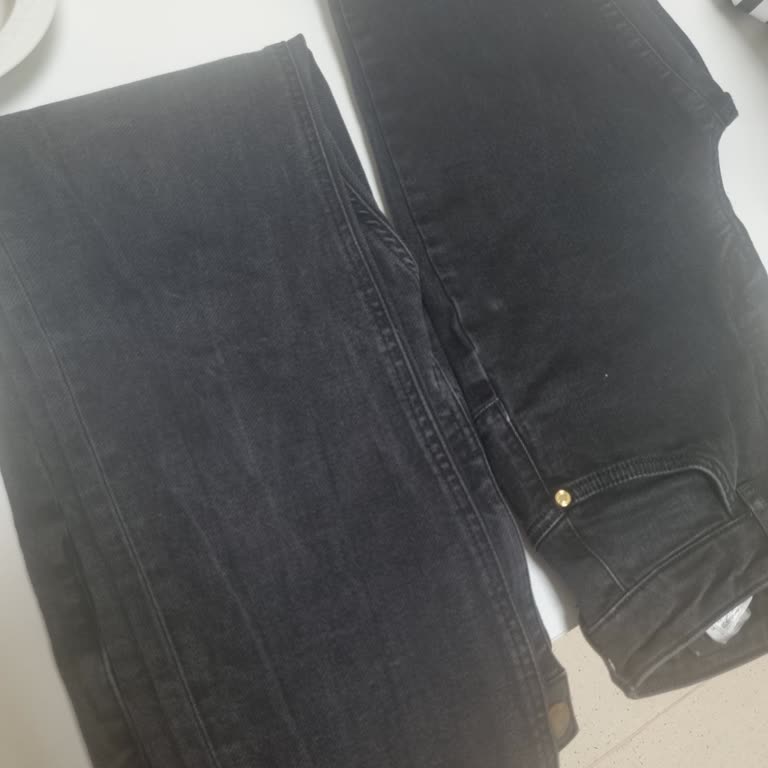 Network 4 Ayda Rengi Değişen Pantolonlara Çözüm Sunulmadı