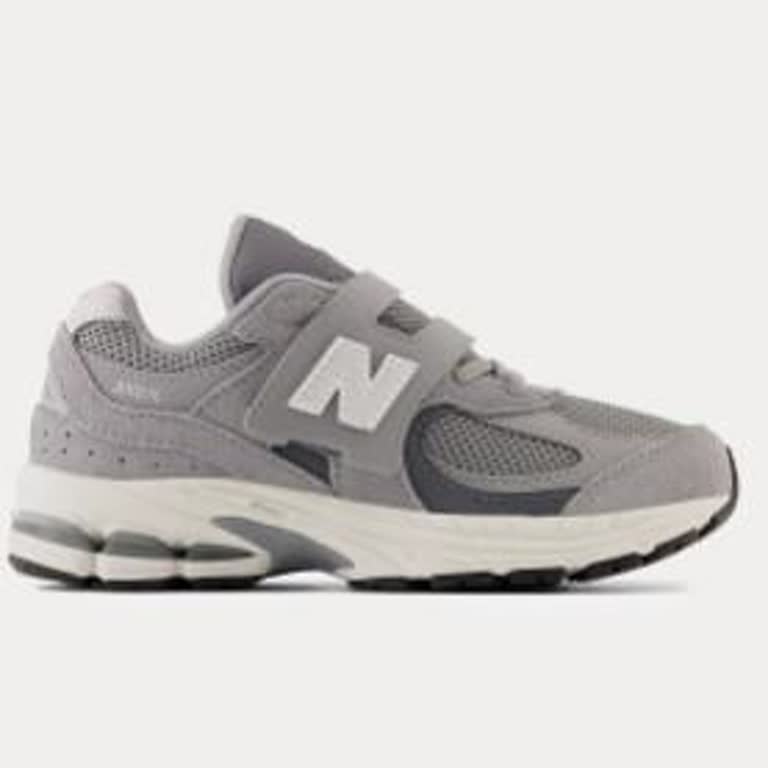 New Balance Suadiye Store Employee Took Shoes Away Without Explanation