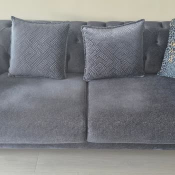 Koltuk Takımında Tüylenme Sorunu Ve Servis Desteği Eksikliği