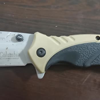 Columbia FST-3070-A Camping Knife Rusted Despite Almost No Use
