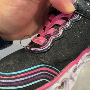 Kısa Sürede Yıpranan Ayakkabı Ve Reddedilen İade Talebi