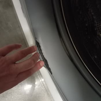 Bosch Çamaşır Makinesi Lastiğinde Küf Ve Haksız Servis Ücreti