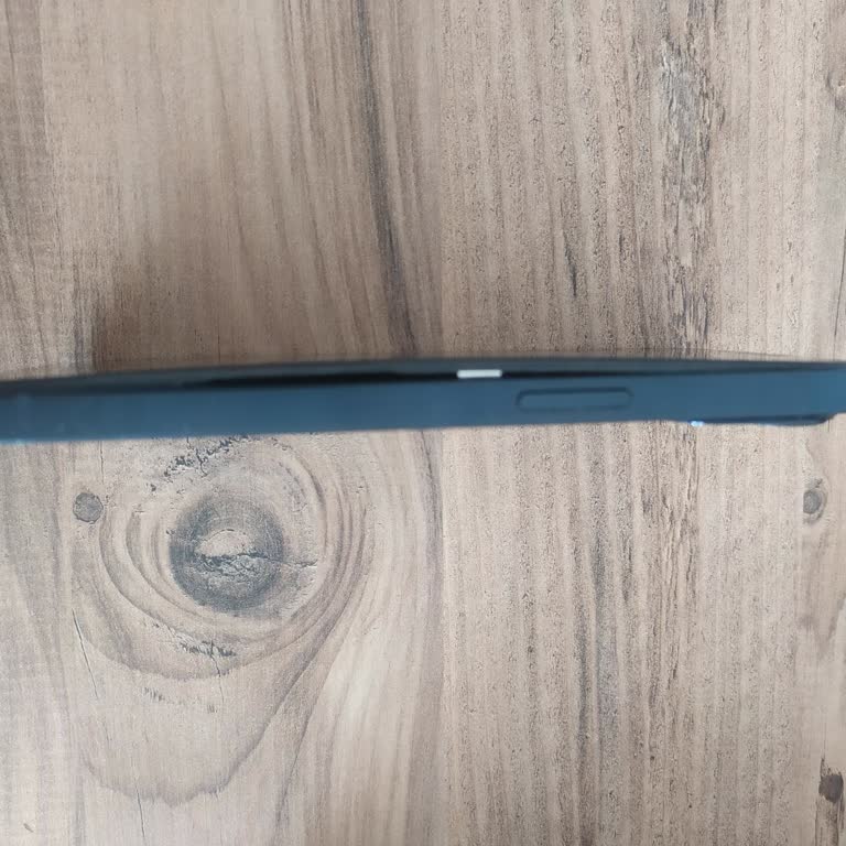 İphone 13 Batarya Şişmesi Sonrası Ekran Ayrıldı Ve Telefon Açılmıyor