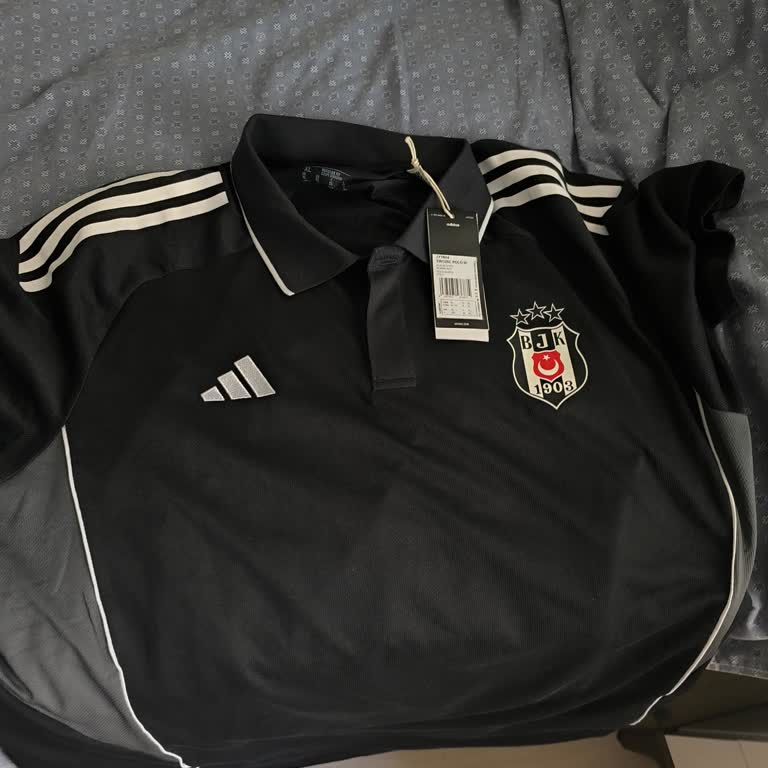 Etiketi Düşen Forma İçin Değişim Talebim Reddedildi, Personel Davranışı Kötüydü