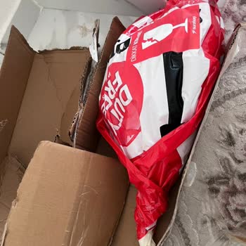 Kırılır Etiketine Rağmen Kargo Paramparça Teslim Edildi!