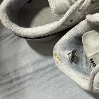 Kısa Sürede Yıpranan Ayakkabı İçin Garanti Talebim Reddedildi: Mağduriyetimin Giderilmesini İstiyorum