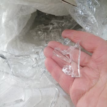 Kırık Cam Hazne Nedeniyle Mağdur Oldum Dolap Müşteri Hizmetleri Dönüş Yapmıyor