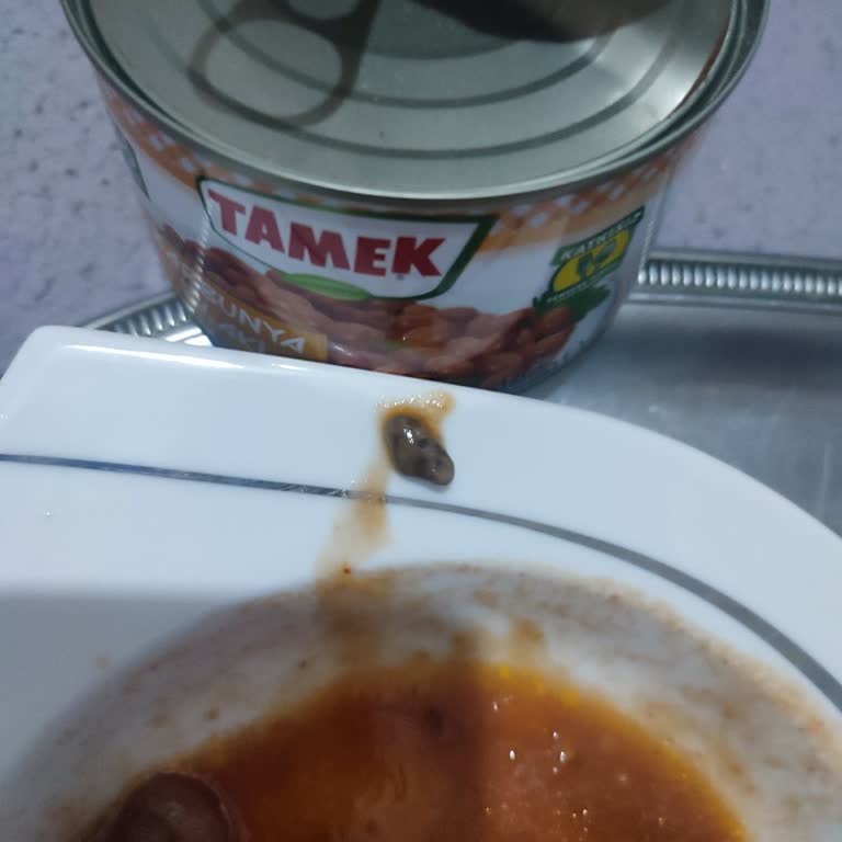 Tamek Konserve İçinden Taş Çıkması Sağlığımı Tehlikeye Attı