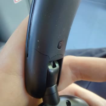 Garanti Kapsamında Olmasına Rağmen Kulaklık Çatlağı İçin Yüksek Onarım Ücreti