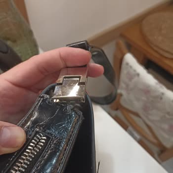 Trendyol Garanti Süresi Sonrası Kısa Sürede Hasar Gören Çantam İçin Destek Alamıyorum