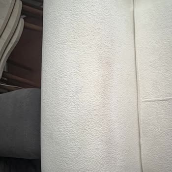 Aldığım Koltuk Takımında Kumaş Sorunları Ve Garanti Kapsamında Hizmet Eksikliği