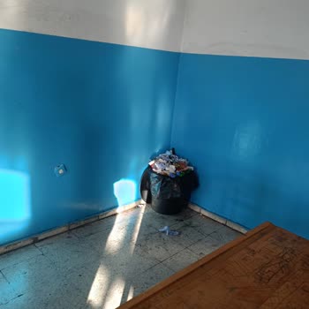 Arif Nihat Asya Ortaokulu (Gebze) Temizlik ve Güvenlik Yetersiz