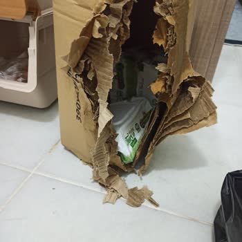 Islak Mendil Ambalajı Yırtık Geldi, Ürünler Zarar Gördü