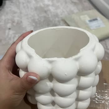 Kargodan Parçalanmış Ve Dağılan Vazo Hayal Kırıklığı Yarattı