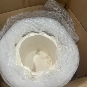 Kargodan Parçalanmış Ve Dağılan Vazo Hayal Kırıklığı Yarattı