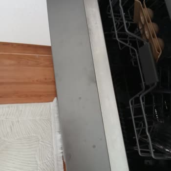 Garanti Kapsamındaki Kronik Arıza İçin Yüksek Ücret Talebi Mağdur Ediyor