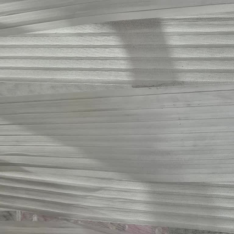 Duru Halı Yıkama (Sincan) Perdelerimi Yıkanmamış ve Yırtık Teslim Etti