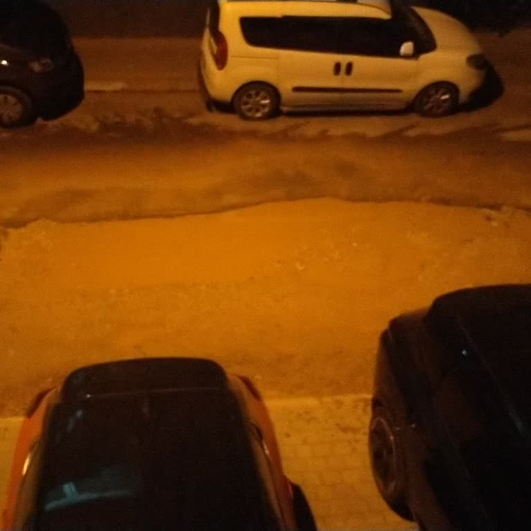 Kepez Özgürlük Mahallesi'nde 6 Haftadır Tamamlanmayan Yol Çalışması Mağduriyeti