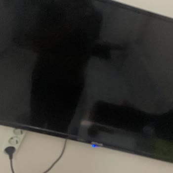 Onvo Televizyonumun Ekranı Aniden Karardı, Hayal Kırıklığına Uğradım