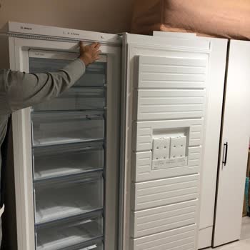 Bosch Derin Dondurucu Kapağı Sürekli Arızalı, Mağduriyetim Giderilmiyor