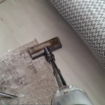 Dyson V12 Kendi Kendine Kapanıyor!