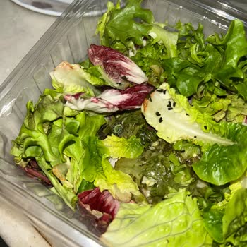 Aldığım Akdeniz Yeşilliklerinde Kurt Ve Dışkısı Çıktı, Hijyen Riski Yaşadım