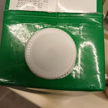 Getirden Aldığım İki Süt Bozuk Çıktı İade Süresi Dolduğu İçin Mağdur Oldum