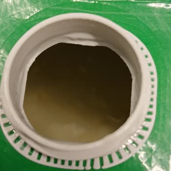 Getirden Aldığım İki Süt Bozuk Çıktı İade Süresi Dolduğu İçin Mağdur Oldum