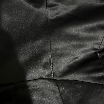 Düğünde Giydiğim Elbisenin Dikişleri Açıldı İade Reddedildi