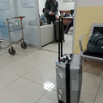 Ajet Uçuşunda Ezilen Bagajım İçin Tazminat Talebim Reddedildi