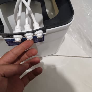 Mil Su Arıtma Cihazı Kırık Gelen Su Arıtma Cihazı Parçaları Ve Müşteri Hizmetlerine Ulaşılamıyor