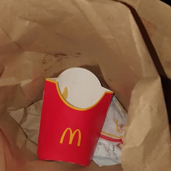 McDonald's Sürekli Eksik Ürün Ve Cevapsız Şube: Çözüm Bekliyorum